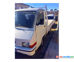 Nissan TRADE 1989