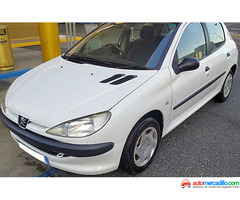 Peugeot 206 2002