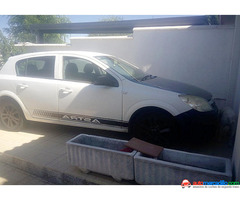 Opel Astra H 2004