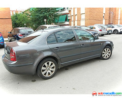 Skoda Superb 2003