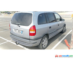 Opel Zafira 2.2 Dti 2.2 Ti 2004