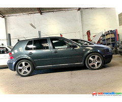 Volkswagen Golf 2002