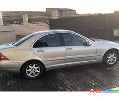 Mercedes-benz C220 2002