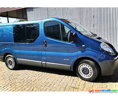 Renault 6 Plazas Modelo Por Cadena 2.1 2009