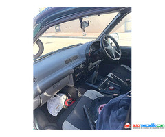 Nissan Serena 2.3 Dlx 2.3 2001