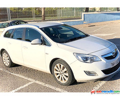 Opel Astra 2012