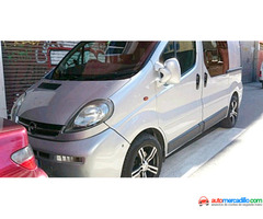 Opel Vivaro 2.5 Dti 6 Plazas 2.5 Ti 2003