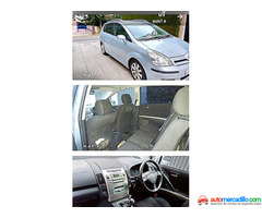 Toyota Corolla Verso 2005