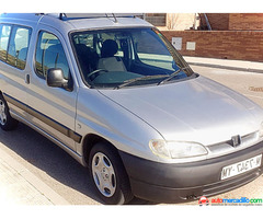 Peugeot Partner 1.9 D 75 Cv Combi Spac 1.9 2000