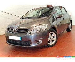 Toyota Auris 2011