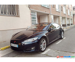 Tesla P85 Performance 2014