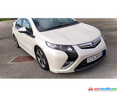 Opel Ampera 2012