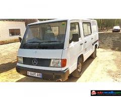 Mercedes Mb 100