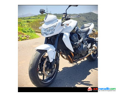 Kawasaki Z750 2010