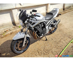 Suzuki Bandit 650   2005