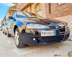 Alfa 147 ACEPTO CAMBIO POR MOTO MÁS DE 500CC  CC del 2005