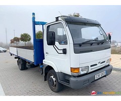 Nissan CABSTAR   del 2001