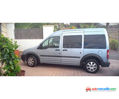Ford Torneo Connect Alto del 2008
