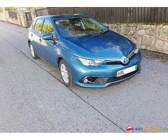 Toyota AURIS HIBRIDO   del 2016
