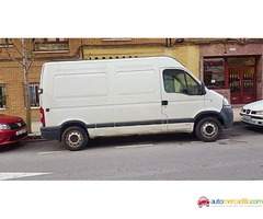 Nisan INTERESTA del 2005