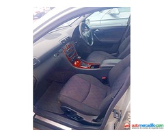 Mercedes-benz C220 CDICDI 2002