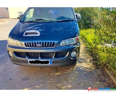 Hyundai H1 2.5 CC 7 PLAZAS AVERIADA 2.5 CC 2002
